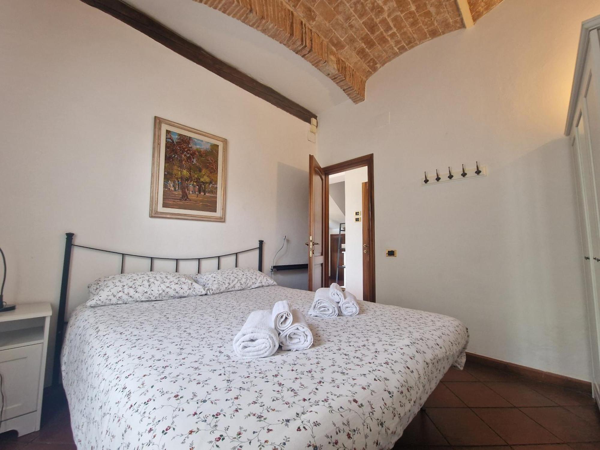 Campo Al Lupo Apartment Livorno Bagian luar foto